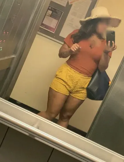 Monica, 34 anni